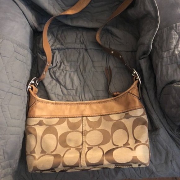 Vintage Coach Logo Bag - Picture 4 of 4